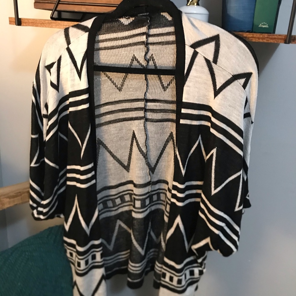 EUC Black and White Detailed Cardigan/Shaw